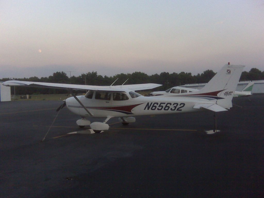 Cessna Skyhawk (N65632)