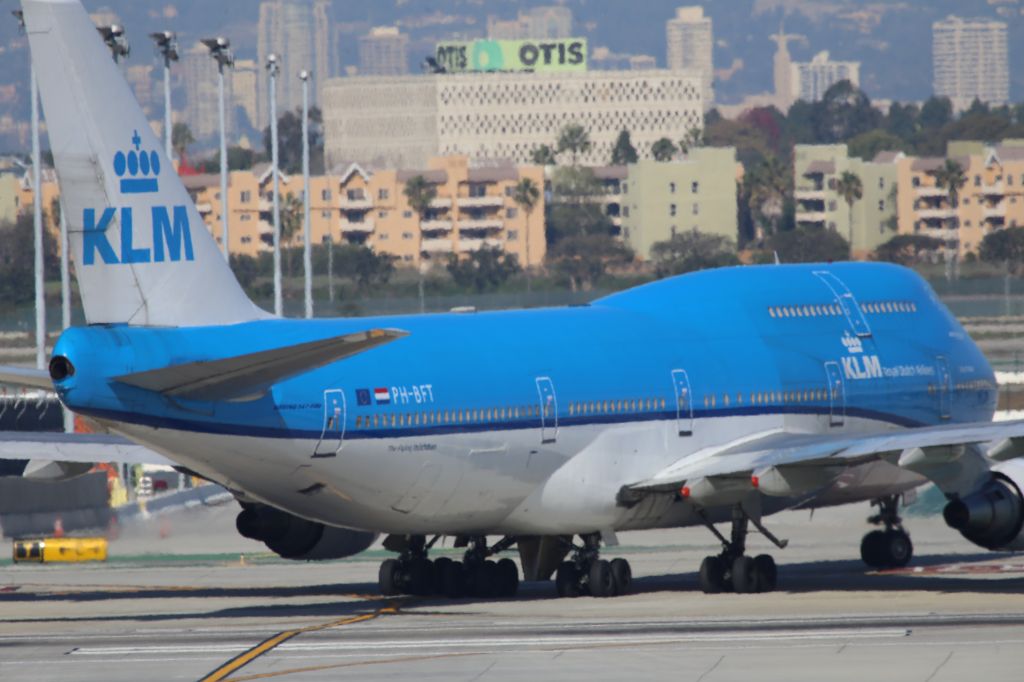 Boeing 747-400 (PH-BFT)