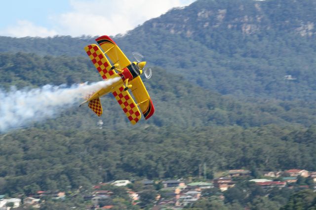 — — - Wings over Illawarra 2016 Australia