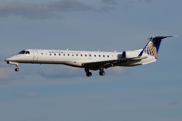 Embraer EMB-145XR (N13118)