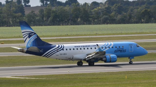 Embraer 170/175 (SU-GDJ)