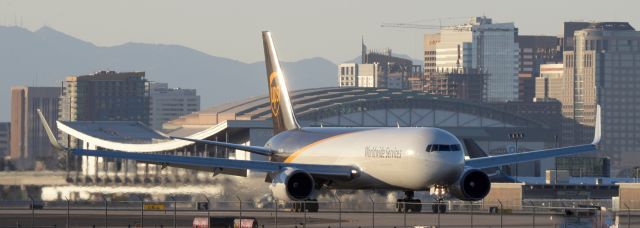 N311UP — - phoenix sky harbor international airport 02DEC20