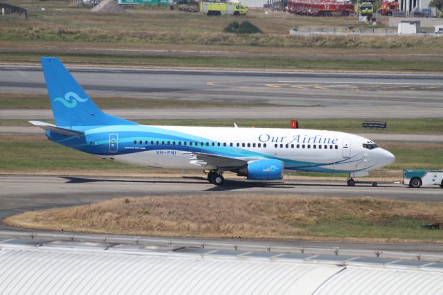 BOEING 737-300 (VH-PNI)