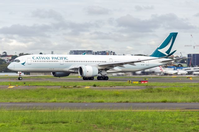 Airbus A350-900 (B-LRV) - Cathay Pacific (B-LRV) Airbus A350-941 departing Sydney Airport.