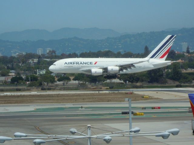 Airbus A380-800 — - AIR FRANCE A380-861 LAX