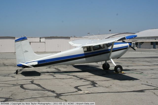 Cessna Skywagon 180 (N4548B)