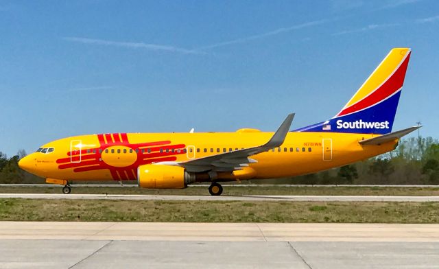 Boeing 737-700 (N781WN) - New Mexico One.