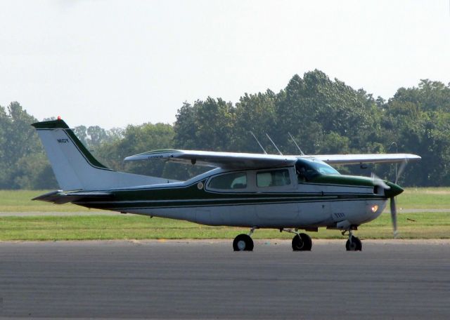 Cessna Centurion (N10Y) - At Downtown Shreveport.