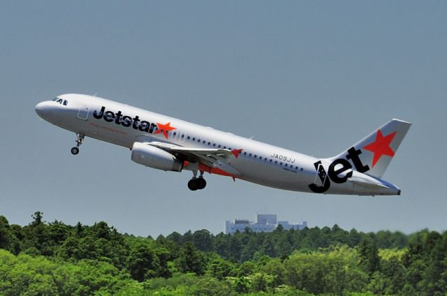 Airbus A320 (JA09JJ)