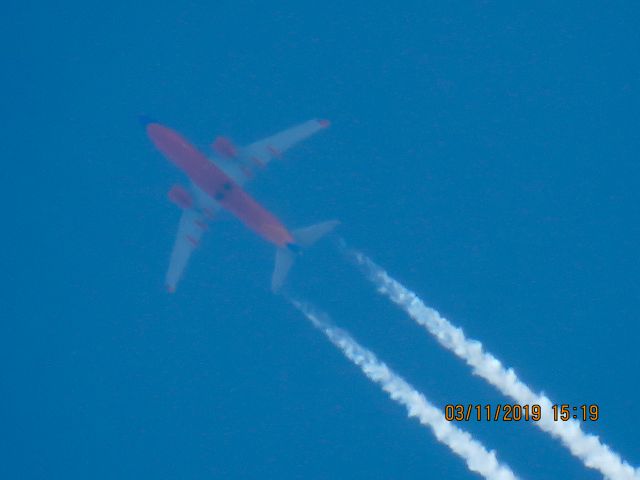 Boeing 737-700 (N440LV)