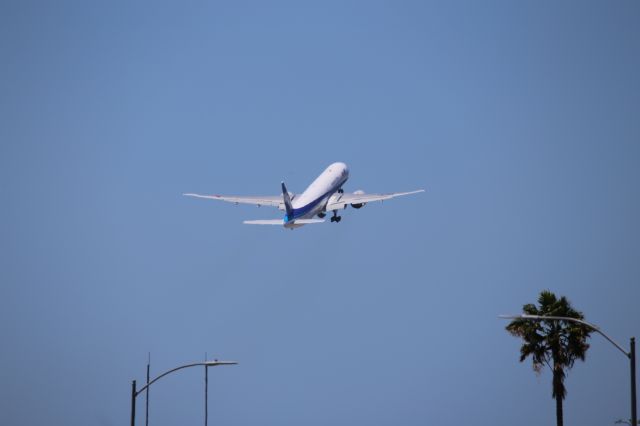 BOEING 777-300ER (JA736A)