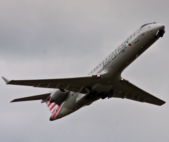 Canadair Regional Jet CRJ-700 (N776SK)