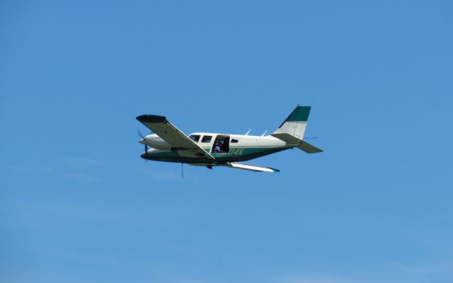 Piper Seneca (N9114K) - Bay of Panama