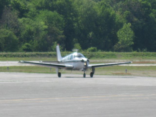 Beechcraft Bonanza (36) (N2022N) - Taxiing in from runway 32 after a scenic flight.