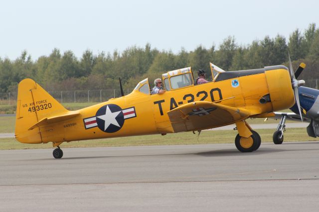 North American T-6 Texan (N4996H)