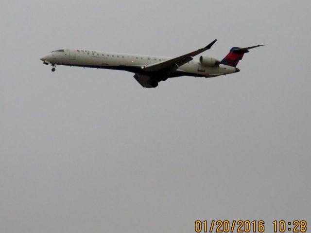 Canadair Regional Jet CRJ-900 (N691CA)