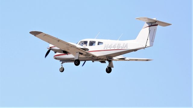 Piper PA-44 Seminole (N448JA)