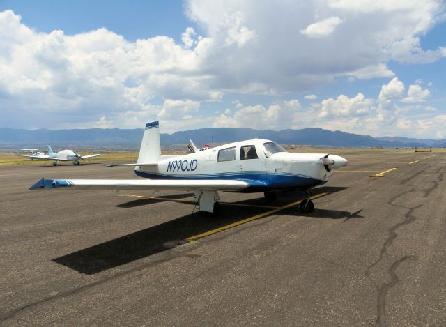 Mooney Mustang (N990JD)