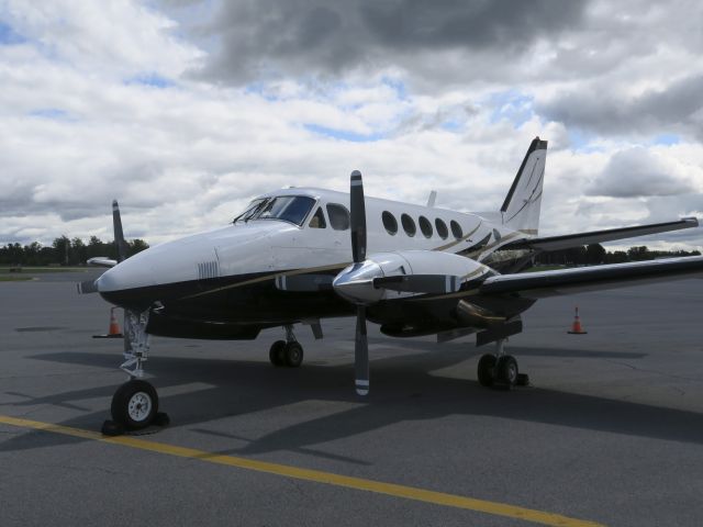 Beechcraft King Air 100 (N770D)