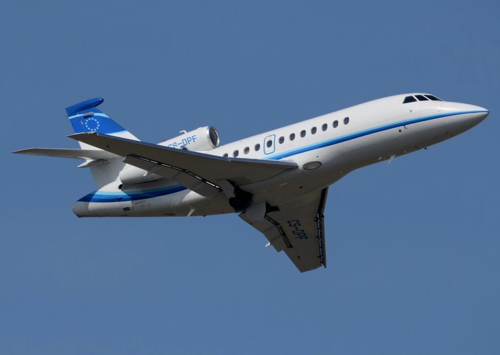 Dassault Falcon 900 (CS-DPF)