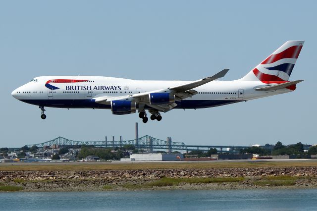 Boeing 747-400 (G-CIVG) - Speedbird 213 arriving from London on 22L