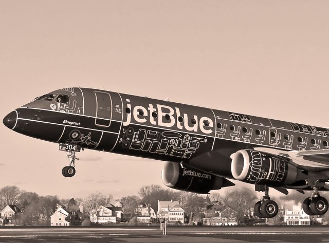 Embraer ERJ-190 (N304JB) - Black and White Blueprint close up