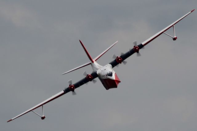 MARTIN Mars (C-FLYL) - A little blurry.....but such a nice bank for such a big aircraft.