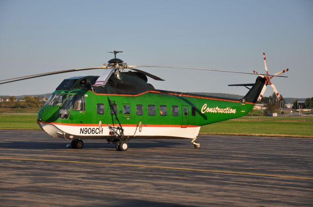 Sikorsky Sea King (N906CH)