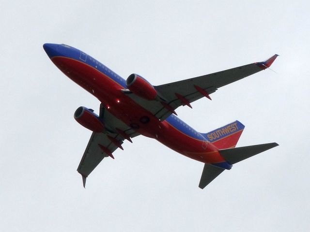 Boeing 737-700 (N2878WN)