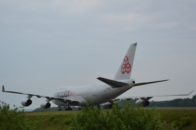 Boeing 747-400 (LX-YCV)