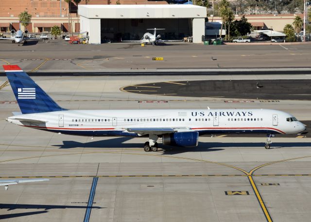 Boeing 757-200 (N901AW)