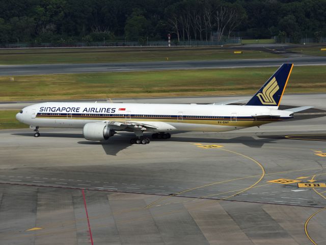 BOEING 777-300ER (9V-SWF)