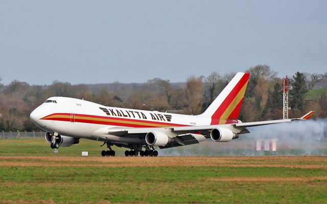 Boeing 747-400 (N402KZ) - kalitta air b747-481f n402kz landing at shannon 27/1/19.