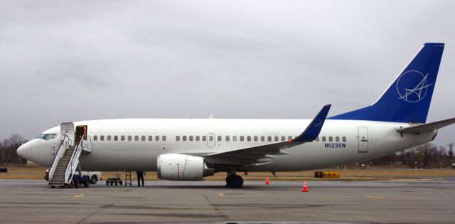 BOEING 737-300 (N623SW)