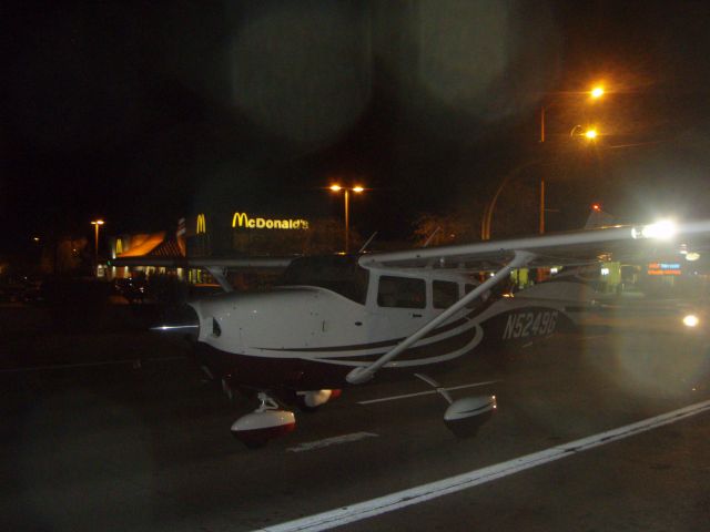 Cessna 206 Stationair (N52495) - We had to get them to the Barrett Jackson Auto Auction some how, so why not? Hey is that a McDonalds, (Frank Lloyd Wright Blvd, Scottsdale, AZ)
