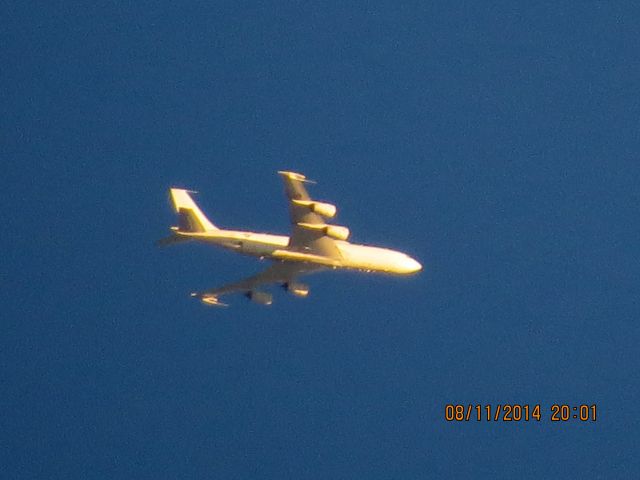 Boeing E-6 Mercury (16-3918) - E-6 doing getting some flying time in over Baxter Springs Ks (78KS) heading back to Tinker AFB.