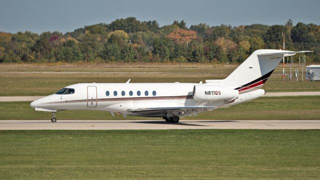 Cessna Citation Longitude (N811QS) - NetJets Textron Cessna 700Citation Longitude returns to OSU Airport, October 2022