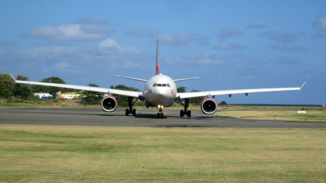 Airbus A330-300 (G-VSXY)
