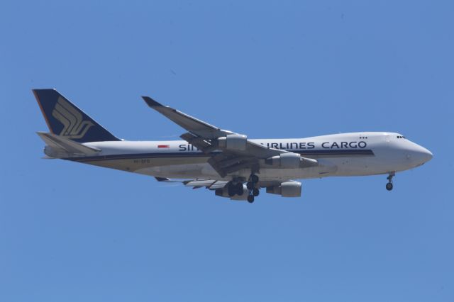 Boeing 747-400 (9V-SFO)