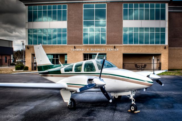 Beechcraft 55 Baron (N3590A)