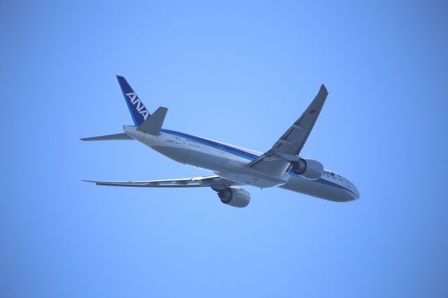 BOEING 777-300ER (JA793A)