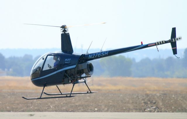 Robinson R-22 (N276SH) - KRDD - R22 on the practice flight near the Redding PHi Air Medical base.