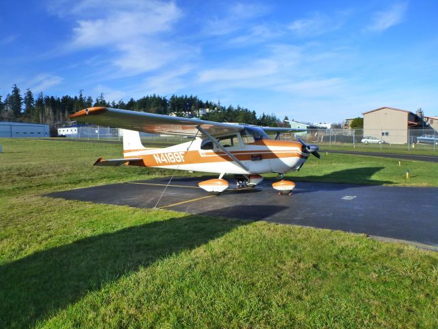 Cessna Skyhawk (N4189F) - Visiting Friday Harbor 