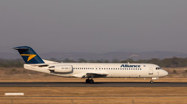 Fokker 100 (VH-UQA)