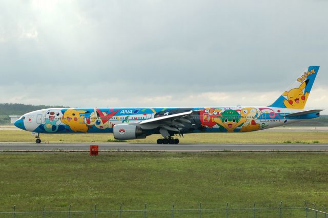 BOEING 777-300 (JA754A) - Boeing 777-381 Pokemon Painting