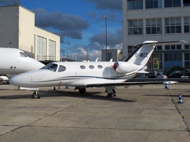 Cessna Citation Mustang (G-MICE)