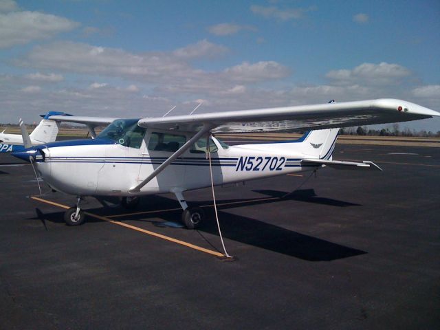 Cessna Skyhawk (N52702)