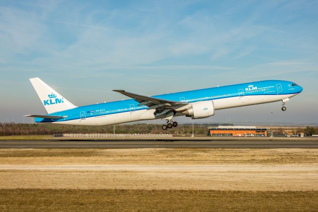 Boeing 777-200 (PH-BVV)