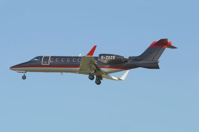 Learjet 45 (G-ZXZX)