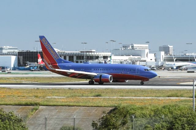 Boeing 737-700 (N447WN)